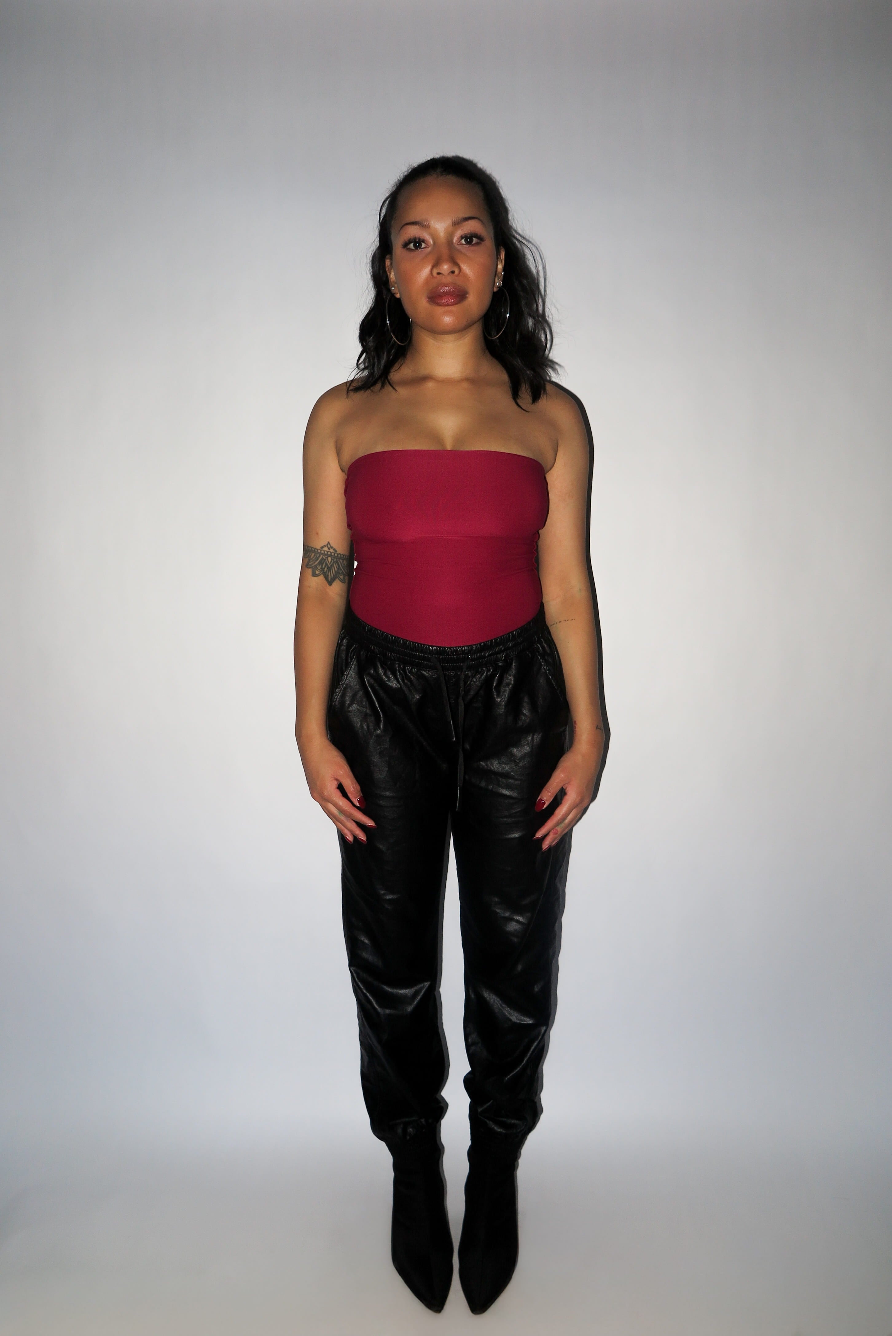 wine red maroon burgundy basic bodysuit strapless tube top one piece leotard stretchy yunifz xalapa monterrey mexico slow fashion international global handmade