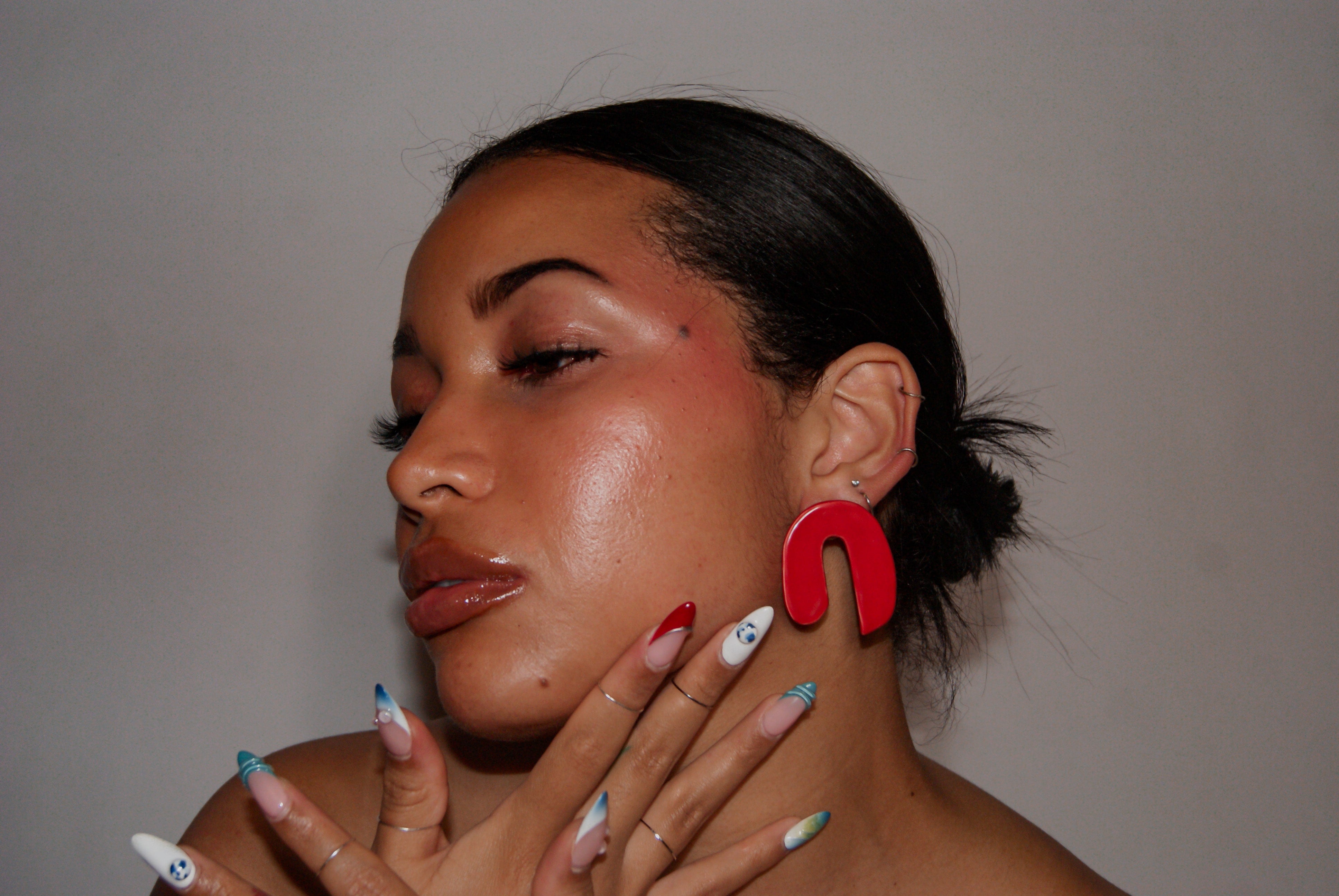 Blanca Olmos Studio Valentina Earrings Red u shape hand made spain albacete stud drop pattern ceramic stainless steel international slow fashion emerging designer global brand free delivery independent imported imitation costume jewelry accessory