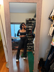 black white activewear matching set crop top spaghetti strap sleeveless contrast trim round neck bolero flare leggings stretchy pilates yoga tennis golf strength training everyday soft freedom light support gym clothes athleisure workout inala quito ecuador slow fashion international global handmade sustainable