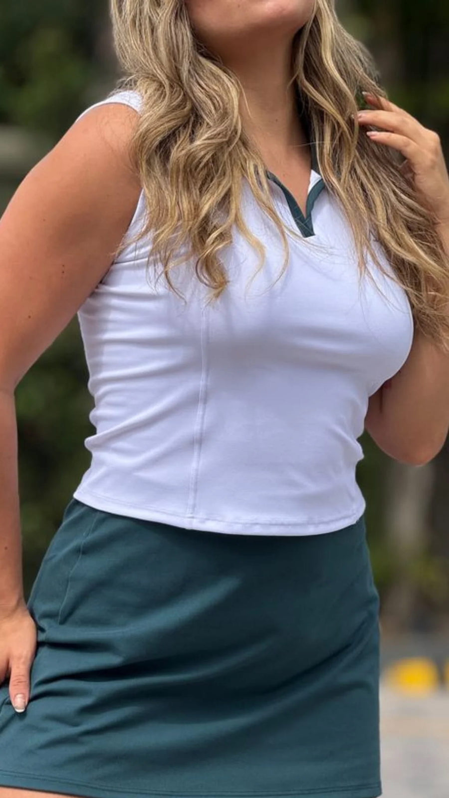 dark forest green white skirt skort activewear matching set crop top spaghetti strap sleeveless contrast trim round neck bolero headband stretchy pilates yoga tennis golf strength training everyday pockets soft freedom light support gym clothes athleisure workout inala quito ecuador slow fashion international global handmade sustainable