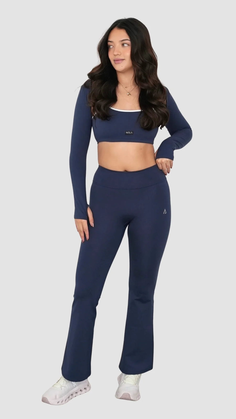 navy blue white activewear matching set crop top spaghetti strap sleeveless contrast trim round neck bolero high waisted flare leggings stretchy pilates yoga tennis golf strength training everyday soft freedom light support gym clothes athleisure workout inala quito ecuador slow fashion international global handmade sustainable