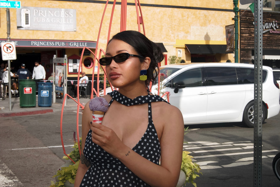polka dot halter top cami blouse neck scarf semi-sheer black white multi strap multi way v-neck flowy yunifz xalapa monterrey mexico versatile slow fashion international global handmade